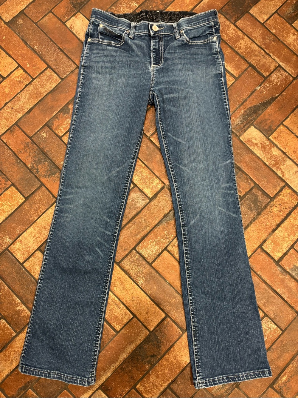 Wrangler Blue Straight Leg Jeans with Embroidered Back Pocket - Picture 4 of 8